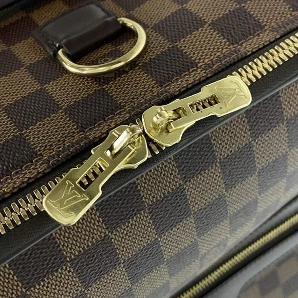 Authentic Louis Vuitton Pegasus 70 damier ebene travel suitcase